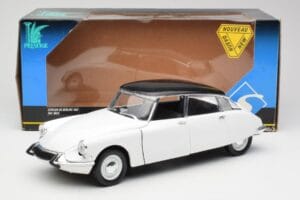 Citroen DS Berline Blanc Meije Solido 1:18 8033 Diecast - image 8 of 8