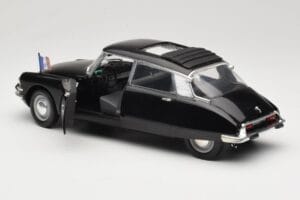 Citroen DS Presidentielle Grey Solido 1:18 8035 Diecast - image 5 of 8