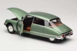 Citroen DS23 Pallas Green Norev 1:18 181570 Diecast - image 5 of 8