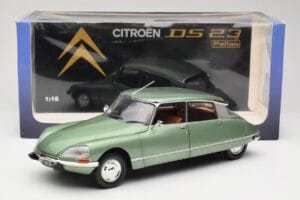 Citroen DS23 Pallas Green Norev 1:18 181570 Diecast - image 8 of 8