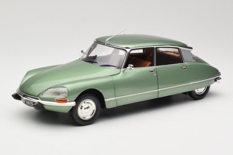 Citroen DS23 Pallas Green Norev 1:18 Citroen DS23 Pallas Green Norev 1:18 181570 Diecast