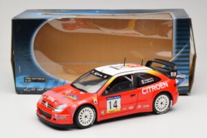 Citroen Xsara T4 WRC #14 P. Bugalski / J-P. Chiaroni WRC 2001 Solido 1:18 9021 Diecast - image 8 of 8