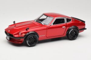 Datsun 240Z S30 Red Maisto 1:18 32611 Diecast