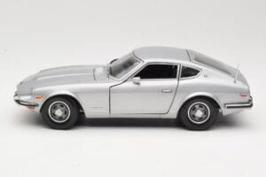 Datsun 240Z S30 Silver Sun Star 1:18 3503 Diecast - image 4 of 8