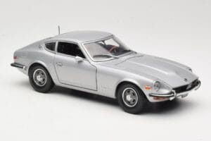 Datsun 240Z S30 Silver Sun Star 1:18 3503 Diecast - image 6 of 8