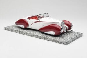 Delahaye Type 135 M Cabriolet White Red Minichamps 1:18 107116161 Resin - image 4 of 6