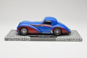 Delahaye Type 145 V12 Coupe Blue Red Minichamps 1:18 107116121 Resin - image 3 of 6