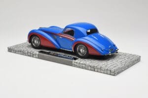 Delahaye Type 145 V12 Coupe Blue Red Minichamps 1:18 107116121 Resin - image 5 of 6