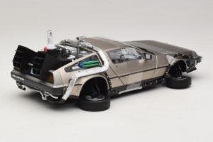 DeLorean DMC-12 Back to the Future Time Machine Sun Star 1:18 2710 Diecast - image 2 of 6