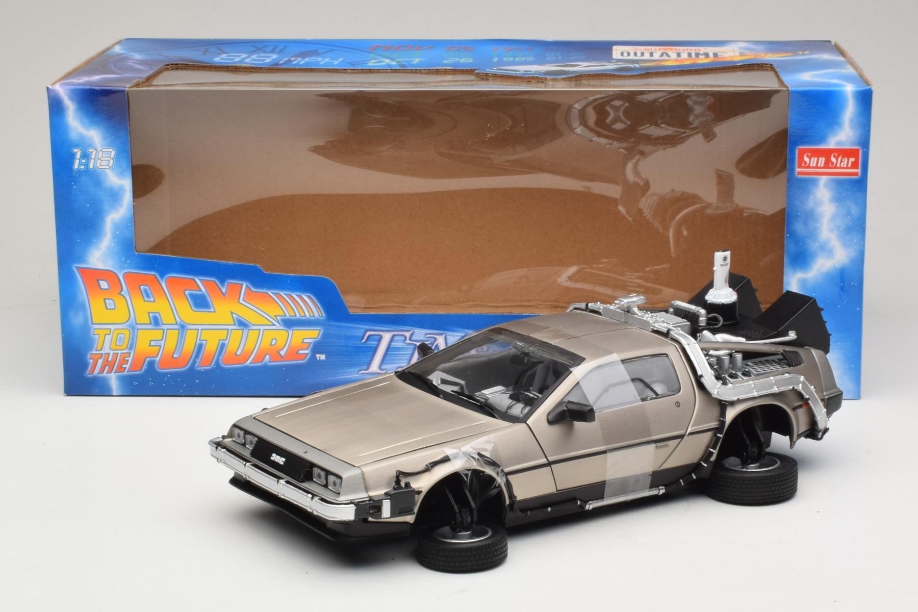 Sun Star DeLorean Time Machine 1:18 Diecast