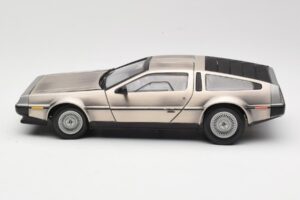 DeLorean DMC-12 LK Silver Sun Star 1:18 2701 Diecast - image 4 of 8