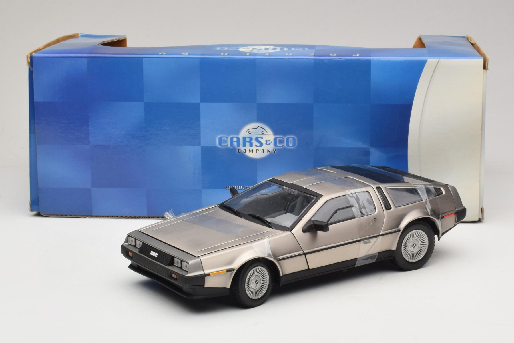 Sun Star DeLorean DMC-12 1:18 Silver Diecast