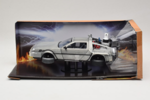DeLorean DMC-12 Time Machine Back to the Future II Jada 1:24 253255021 Diecast - image 2 of 2