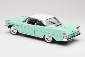DeSoto Adventurer Green Road Signature 1:18 92738-R1 Diecast - image 7 of 8