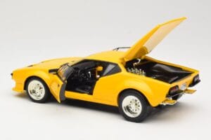 De Tomaso Pantera Yellow Hot Wheels 1:18 27809 Diecast - image 5 of 8