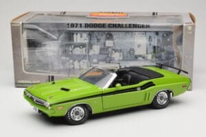 Dodge Challenger Convertible Green Greenlight 1:18 12803-06G Diecast - image 8 of 8