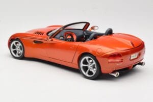 Dodge Concept Vehicle Orange Maisto 1:18 50323 Diecast - image 7 of 8