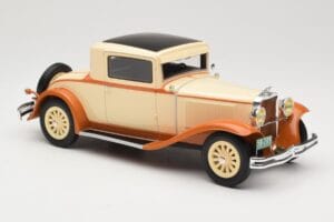 Dodge Eight DG Coupe Beige BoS Models 1:18 BOS289 Resin - image 4 of 6