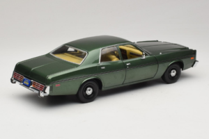 Dodge Monaco Green Hunter GreenLight 1:18 19045 Diecast - image 3 of 8