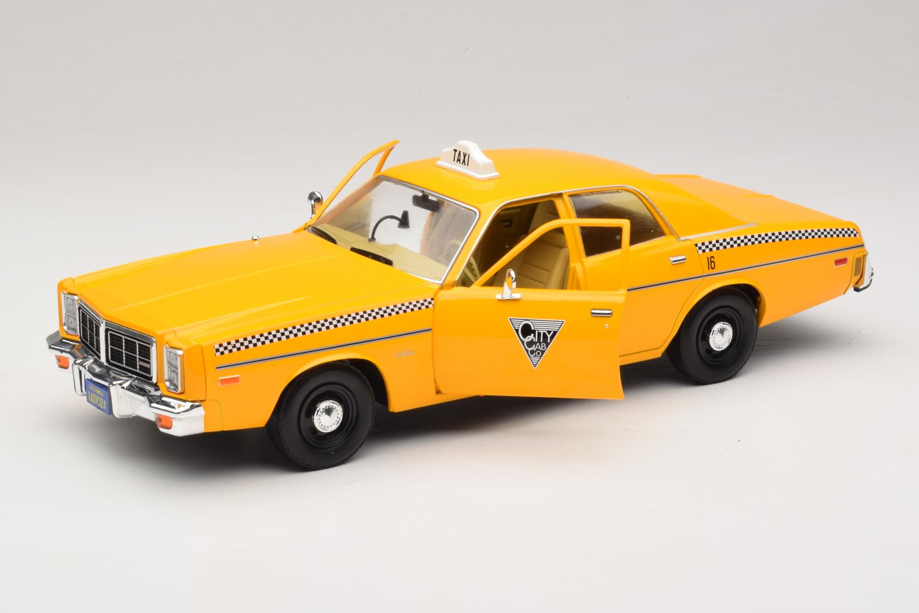 ミニカー ROCKY III DODGE MONACO 1/18 MOVIE TAXI GreenLight Dodge Monaco Taxi Rocky III 1:18