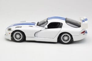 Dodge Viper GTS-R GT2 White 1997 Maisto 1:18 50316 Diecast - image 4 of 8