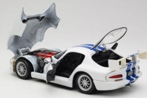 Dodge Viper GTS-R GT2 White 1997 Maisto 1:18 50316 Diecast - image 5 of 8