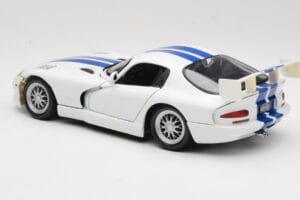 Dodge Viper GTS-R GT2 White 1997 Maisto 1:18 50316 Diecast - image 7 of 8