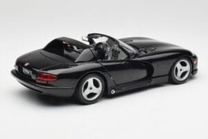 Dodge Viper RT/10 Black Bburago 1:18 3065 Diecast - image 3 of 8