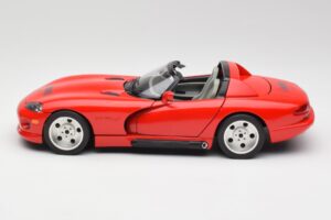 Dodge Viper RT/10 Red Limited Edition Bburago 1:18 3025 Diecast - image 4 of 8