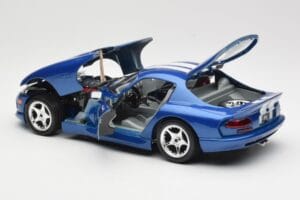 Dodge Viper GTS SR II Blue with White Stripes Bburago 1:18 3330 Diecast - image 5 of 8