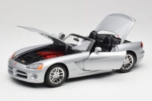Dodge Viper SRT-10 Bright Silver Bburago 1:18 34908 Diecast - image 2 of 8
