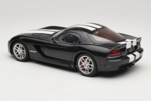 Dodge Viper SRT-10 Coupe Black AUTOart 1:18 71712 Diecast - image 7 of 8