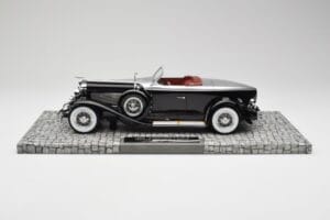Duesenberg Model J Torpedo Disappearing Top Convertible Coupe Silver Black Minichamps 1:18 107150431 Resin - image 3 of 6