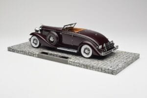 Duesenberg SJN Convertible Coupe Burgundy Minichamps 1:18 107150331 Diecast - image 4 of 6
