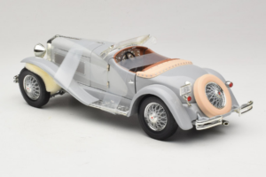 Duesenberg SJ Gary Cooper's Movie Car ERTL 1:18 7963 Diecast - image 5 of 6