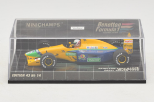 Benetton B191B Ford #20 M. Brundle Early Season F1 1992 Minichamps 1:43 400920120 Diecast - image 4 of 5
