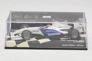 BMW Sauber F1.09 #4 R. Kubica Showcar 2009 Minichamps 1:43 400090075 Diecast - image 5 of 5