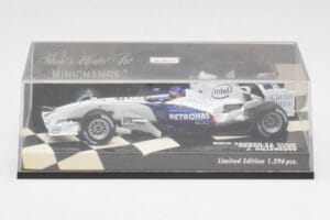 BMW Sauber F1.06 J. Villeneuve Showcar F1 2006 Minichamps 1:43 400060087 Diecast - image 4 of 5