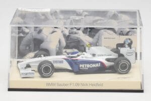 BMW Sauber F1.09 #6 N. Heidfeld F1 2009 v2 Minichamps 1:43 80422155795 Diecast - image 5 of 5