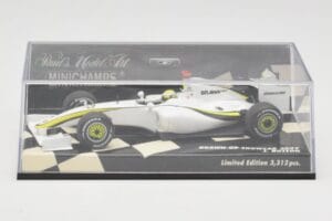 Brawn GP Mercedes BGP001 #22 J. Button Showcar 2009 Minichamps 1:43 400090092 Diecast - image 5 of 5