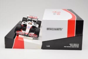 Haas VF-22 #20 K. Magnussen Pole Position Brazil GP 2022 Minichamps 1:18 147222120 Diecast - image 6 of 7