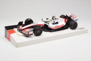 Haas VF-22 #47 M. Schumacher Bahrain GP 2022 Minichamps 1:18 147220147 Diecast - image 2 of 7