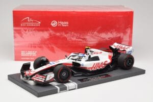 Haas VF-22 #47 M. Schumacher Brazilian GP 2022 Minichamps 1:18 117222147 Resin - image 7 of 7