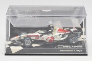 Honda RA106 #12 J. Button Hungarian GP Winner F1 2006 Minichamps 1:43 400060112 Diecast - image 5 of 5