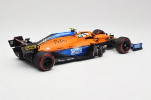 McLaren MCL35M #4 L. Norris Pole Position Russian GP 2021 Minichamps 1:18 530213404 Diecast - image 2 of 7