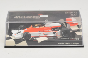 McLaren M26 Ford J. Hunt F1 1977 Minichamps 1:43 530774301 Diecast - image 5 of 5