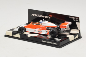 McLaren M26 Ford J. Mass F1 1977 Minichamps 1:43 530774302 Diecast - image 3 of 5