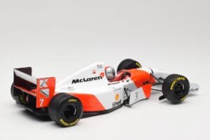 McLaren Ford MP4/8 #7 M. Andretti European GP 1993 Minichamps 1:18 530931827 Resin - image 2 of 7