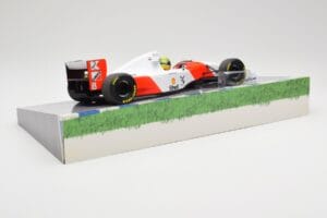 McLaren Ford MP4/8 #8 A. Senna Winner Australian GP 1993 Minichamps 1:18 543933838 Diecast - image 3 of 7