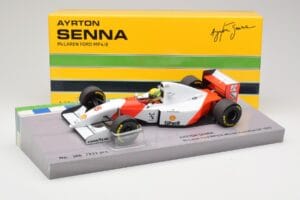 McLaren Ford MP4/8 #8 A. Senna Winner Australian GP 1993 Minichamps 1:18 543933838 Diecast - image 7 of 7